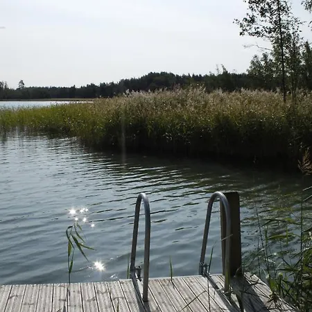 Tamminiemen Lomamoekit Шале Кустави