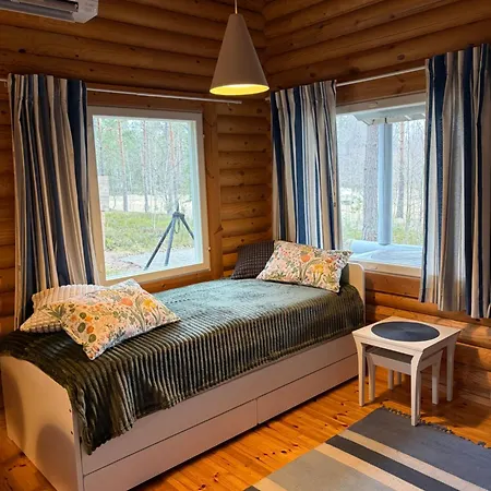 Tamminiemen Lomamoekit Chalet Kustavi