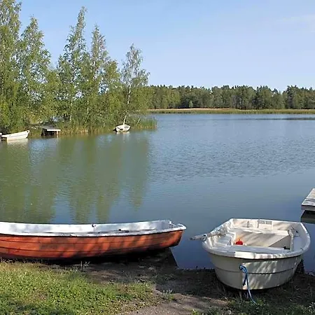 Tamminiemen Lomamoekit Кустави